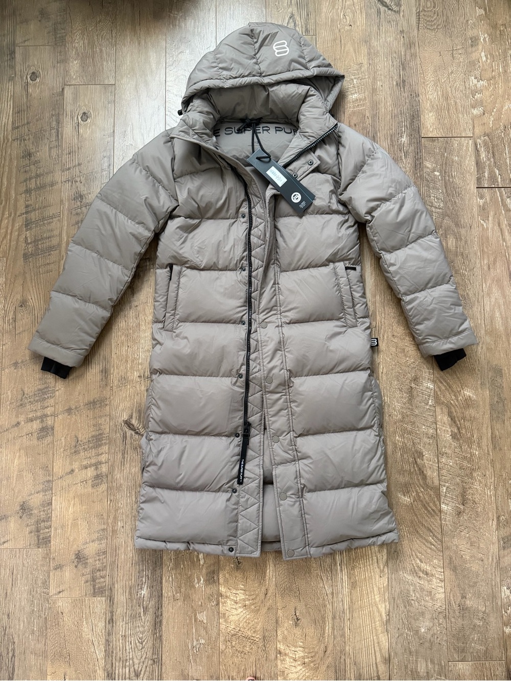 Aritzia taupe super puff long